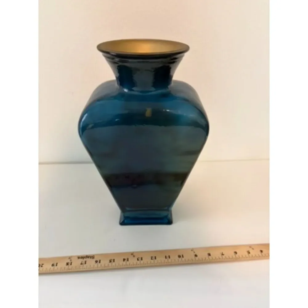 vtg. Made in Spain Blue to green ombre glass vase likely blenko